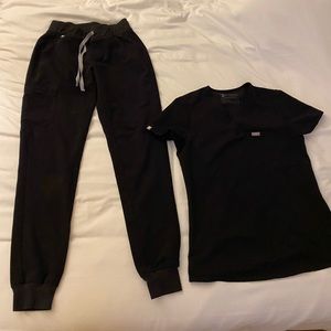 Womens figs black scrub set XS